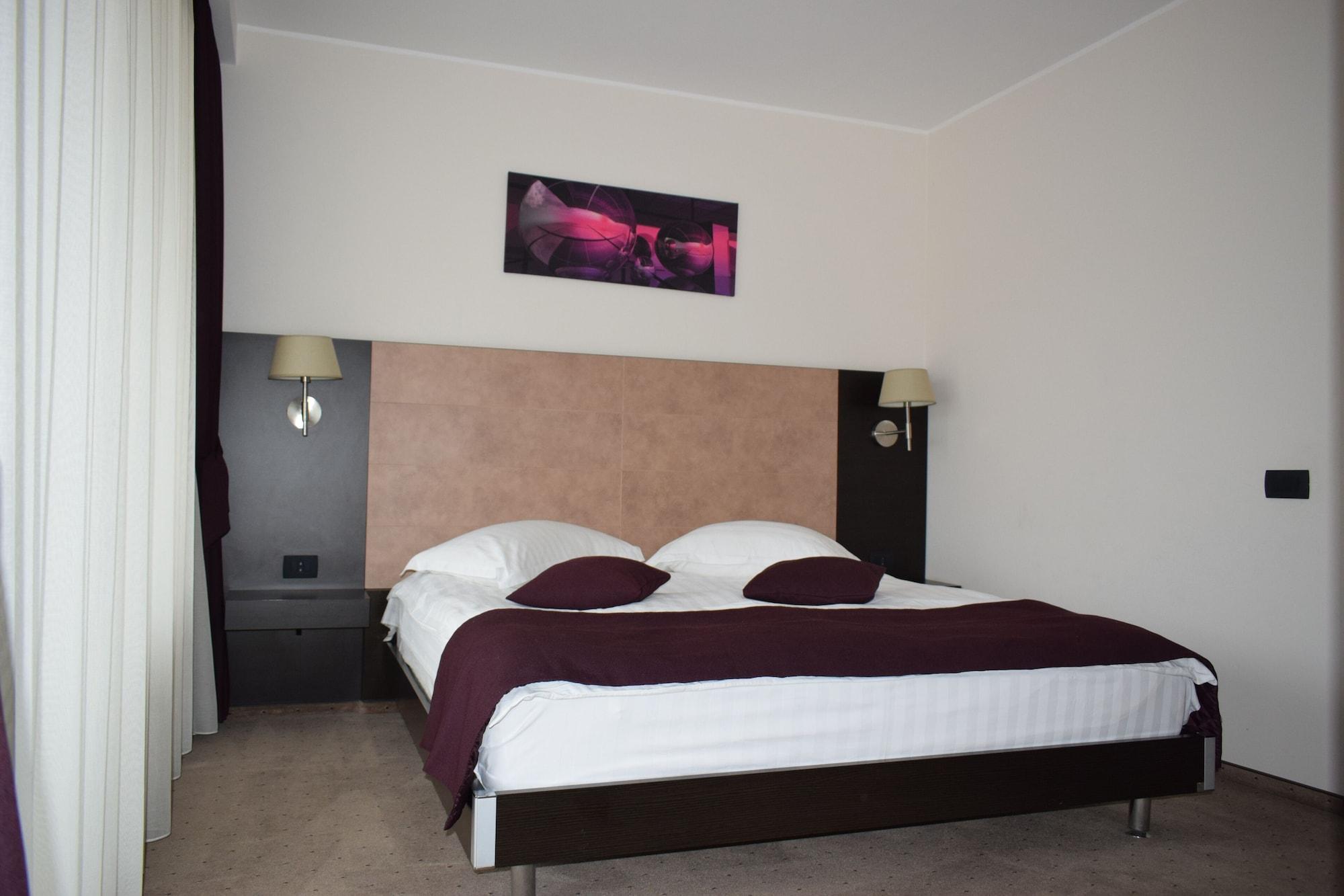 Hotel Regal Brašov Exteriér fotografie
