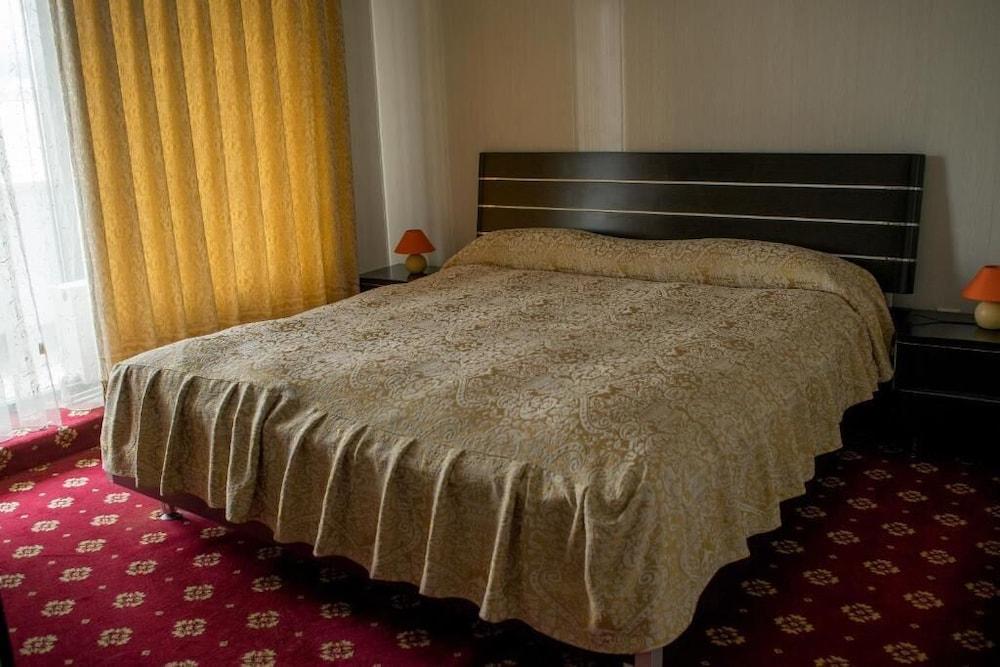 Hotel Regal Brašov Exteriér fotografie